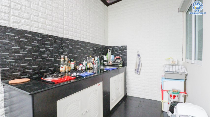 *****ทาวน์เฮ้าส์มือสองย่านนนทบุรี ม. แกรนด์พลีโน่ รัตนาธิเบศร์ คุณภาพระดับ AP Thailand เนื้อที่ 18.2 ตร.ว. ฟังก์ชัน 3 ห้องนอน 2 ห้องน้ำ 1 ที่จอดรถ บ้านใหม่พึ่งซื้อเมื่อไม่นาน บนทำเลที่เชื่อมต่อถ.ติวานนท์, ถ.รัตนาธิเบศร์, ถ.นครอินทร์, ถ.ราชพฤกษ์ ใกล้รถไฟฟ้าสายสีม่วง "สถานีบางรักน้อยท่าอิฐ"